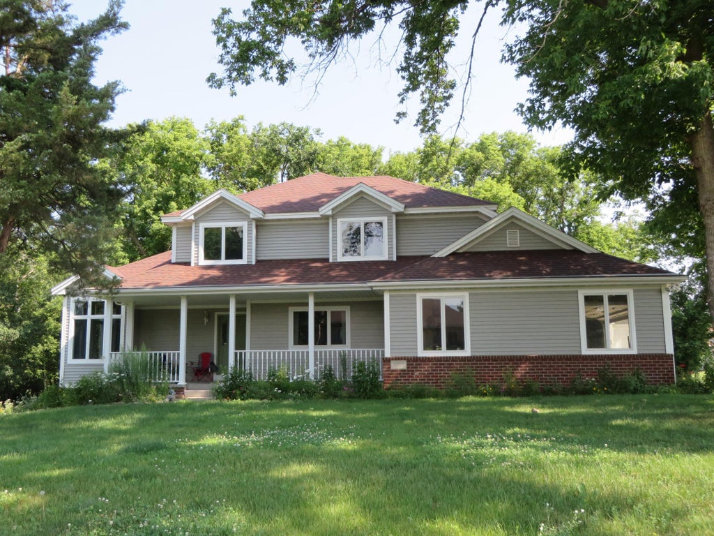 Photo of 1903 Meadowrose Boulevard, Saint Cloud, MN 56301 (MLS # 7102796)