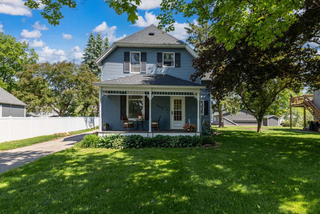 Photo of 210 W Summit Avenue, Ellsworth, WI 54011 (MLS # 7117572)