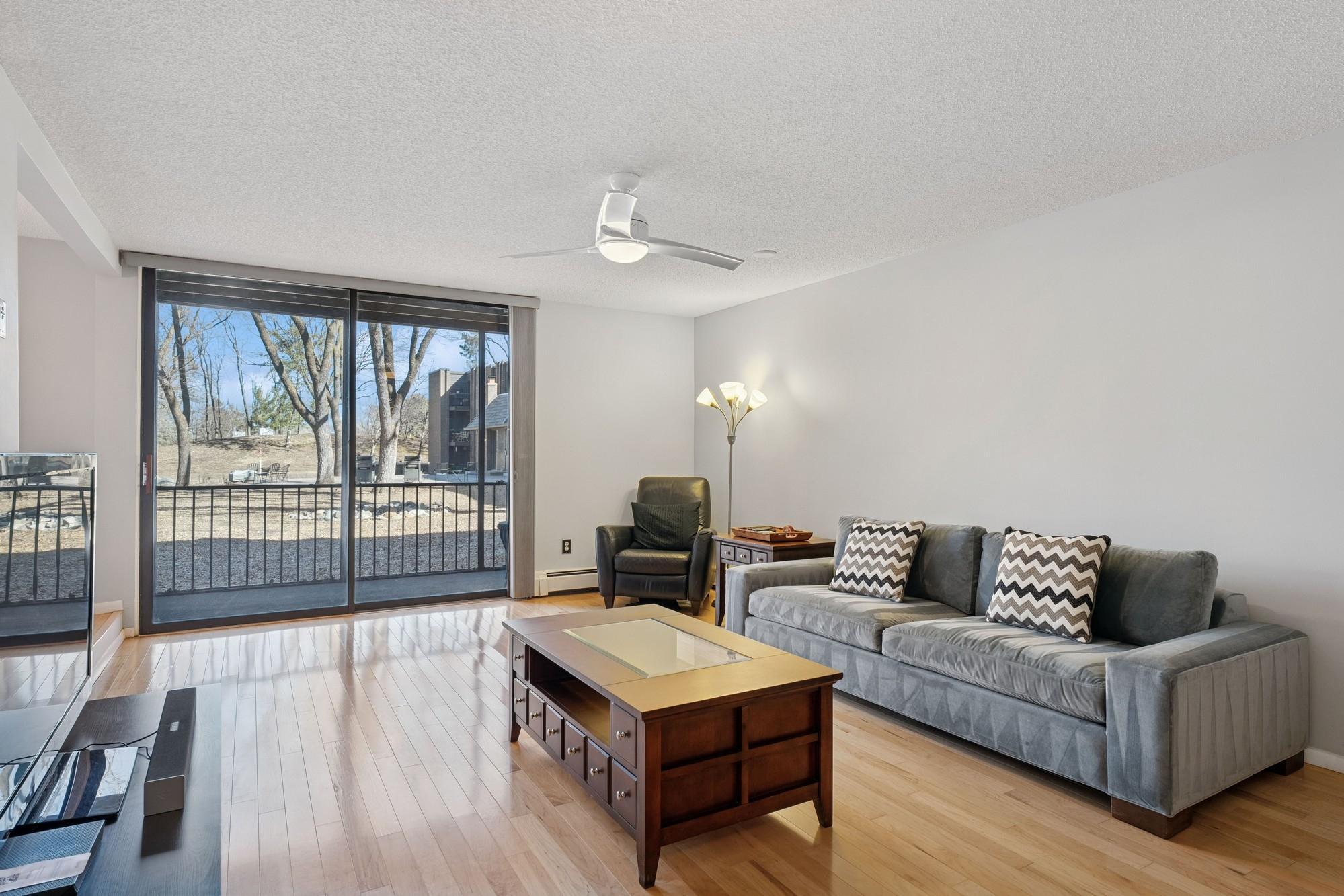 6075 Lincoln Drive 109