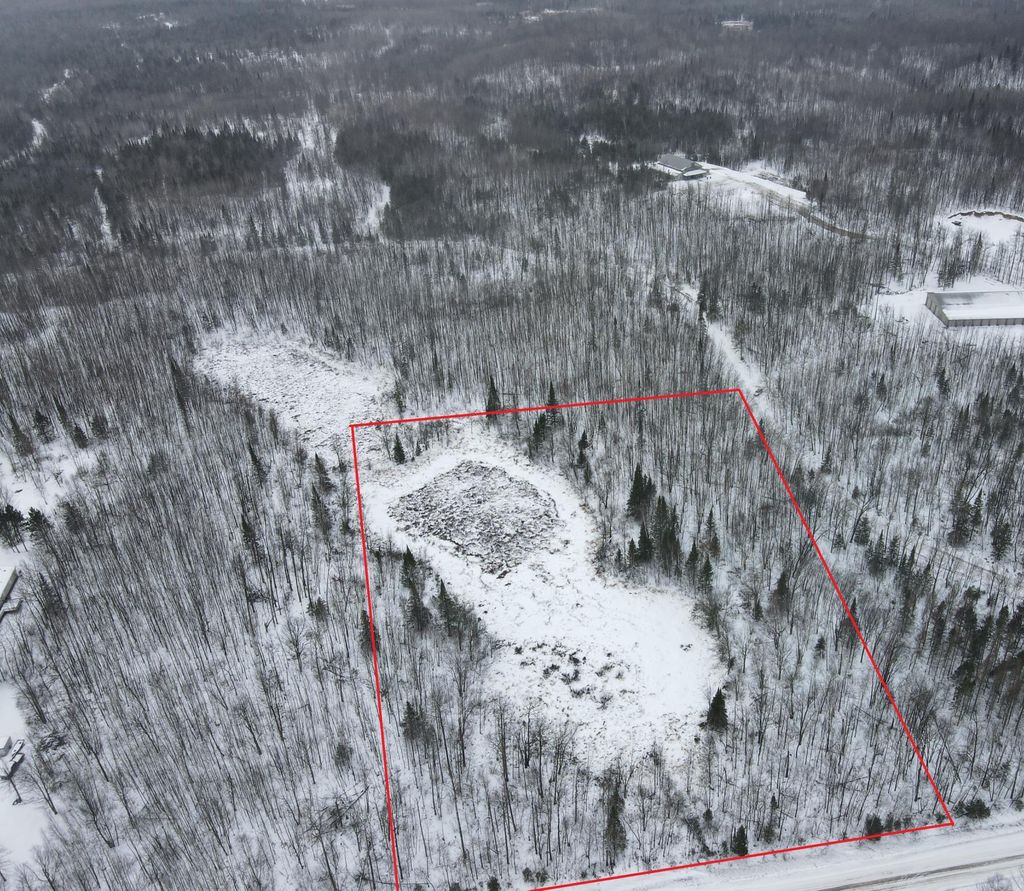 Photo of 101 Baich Drive, Coleraine, MN 55722 (MLS # 7008047)