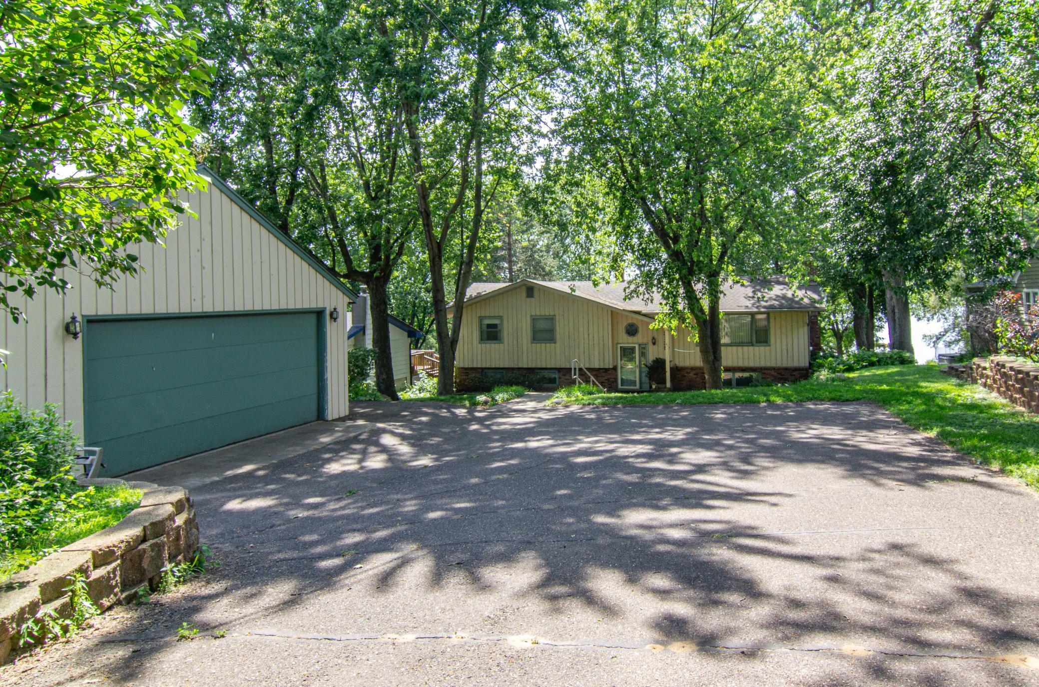 3135 Woodbridge Street