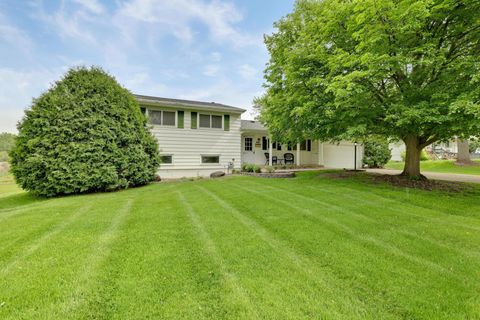 11418 Friar Lane Minnetonka MN 55305