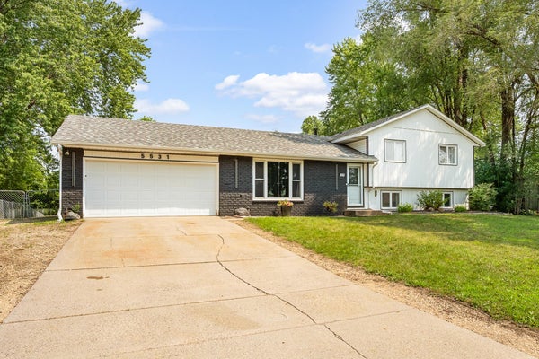 5531 128TH ST W, APPLE VALLEY, MN 55124 - Image da3c3fd9d0cb203ef3962068ebbcbc39/314038149