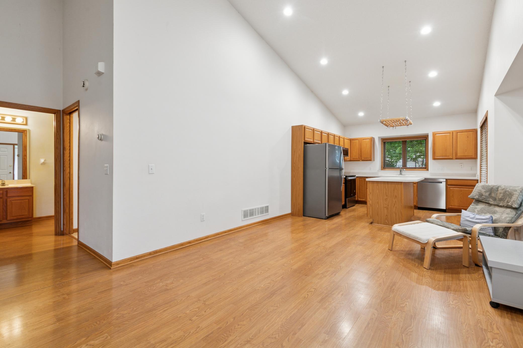 3406 Eagan Oaks Court