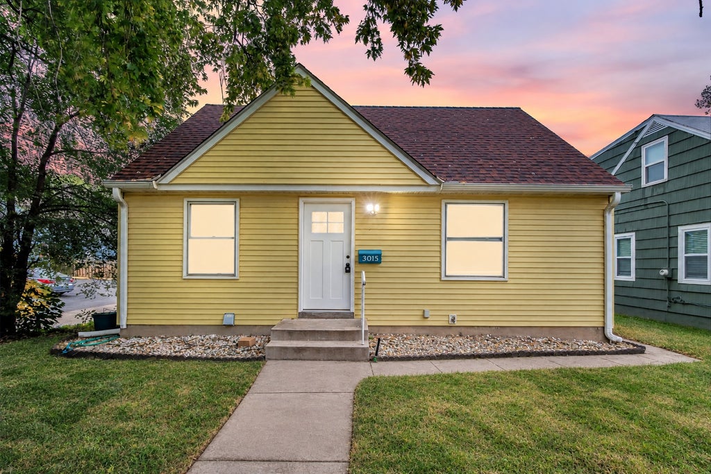Photo of 3015 Louisiana Avenue S, Saint Louis Park, MN 55426 (MLS # 7160095)