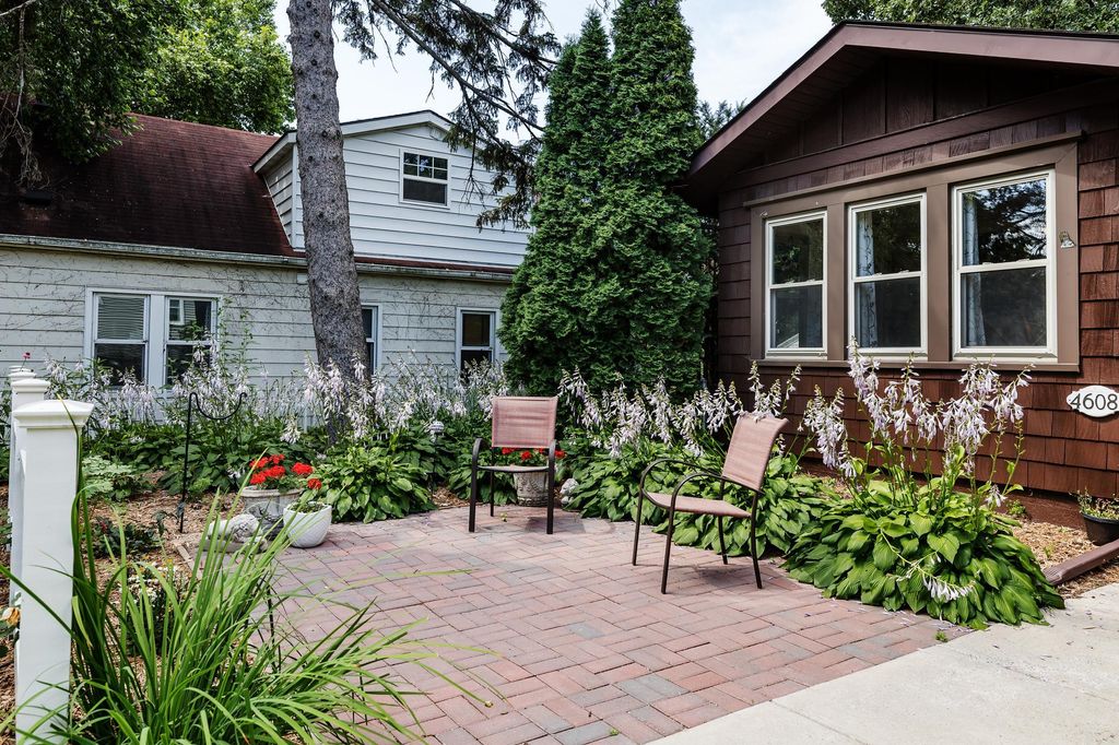 Photo of 4608 36th Avenue S, Minneapolis, MN 55406 (MLS # 7109483)