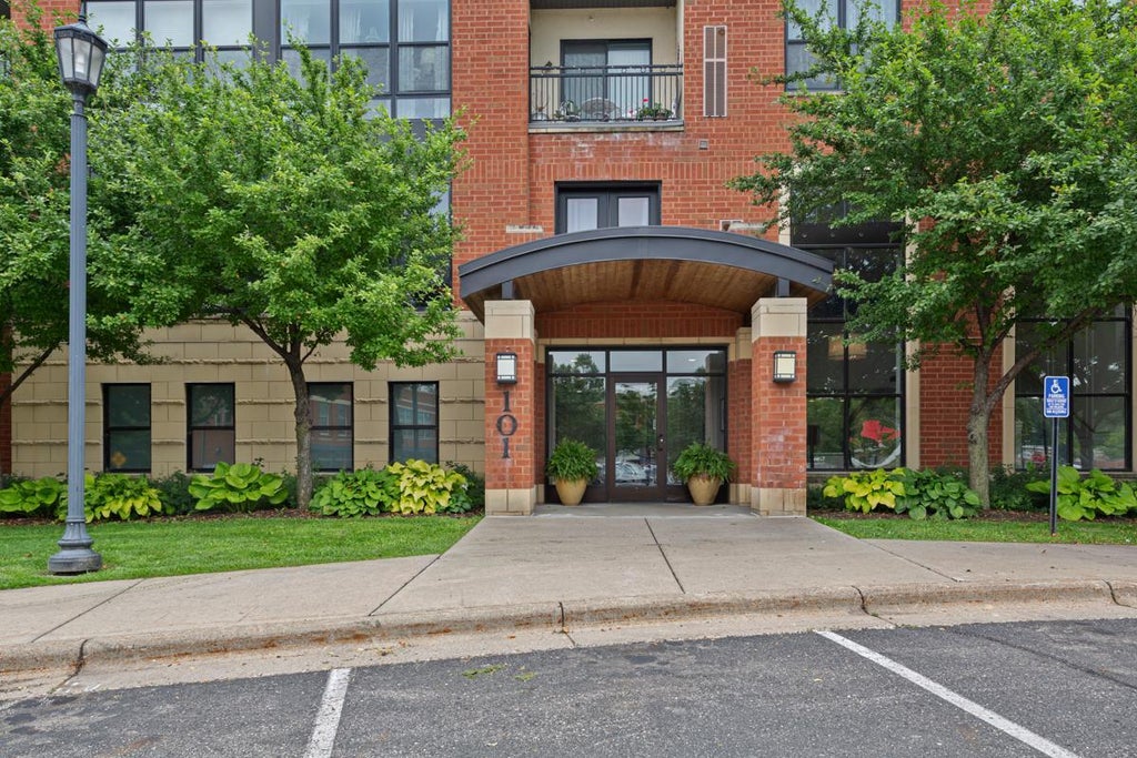 Photo of 101 Saint Olaf Avenue #407, Northfield, MN 55057 (MLS # 7165134)