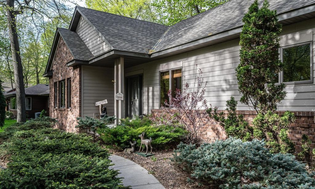 Photo of 10750 Farrel Court, Northfield, MN 55057 (MLS # 7051479)