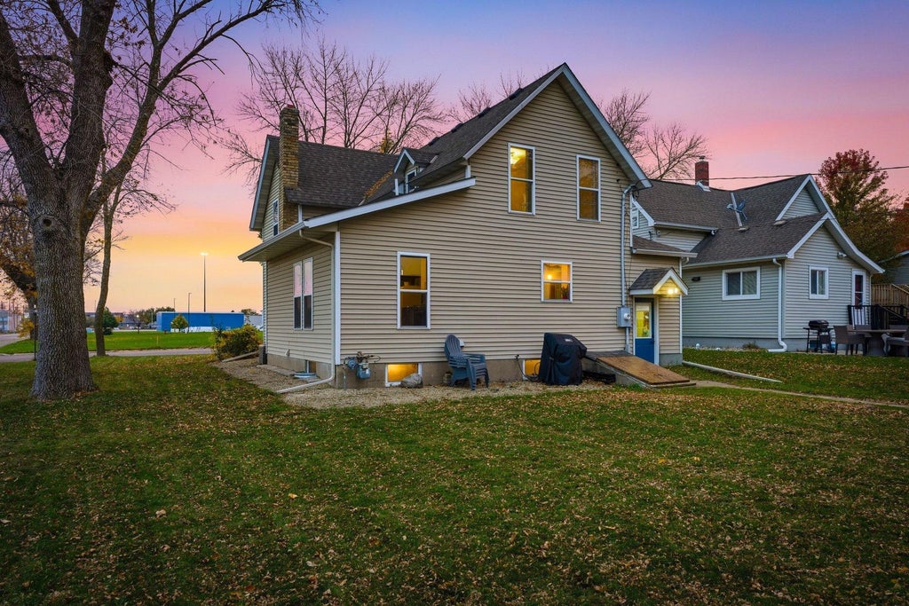 Photo of 651 2nd Street S, Winsted, MN 55395 (MLS # 7156645)