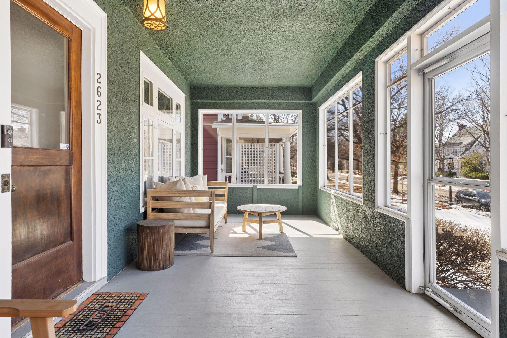 2623 Irving Avenue S