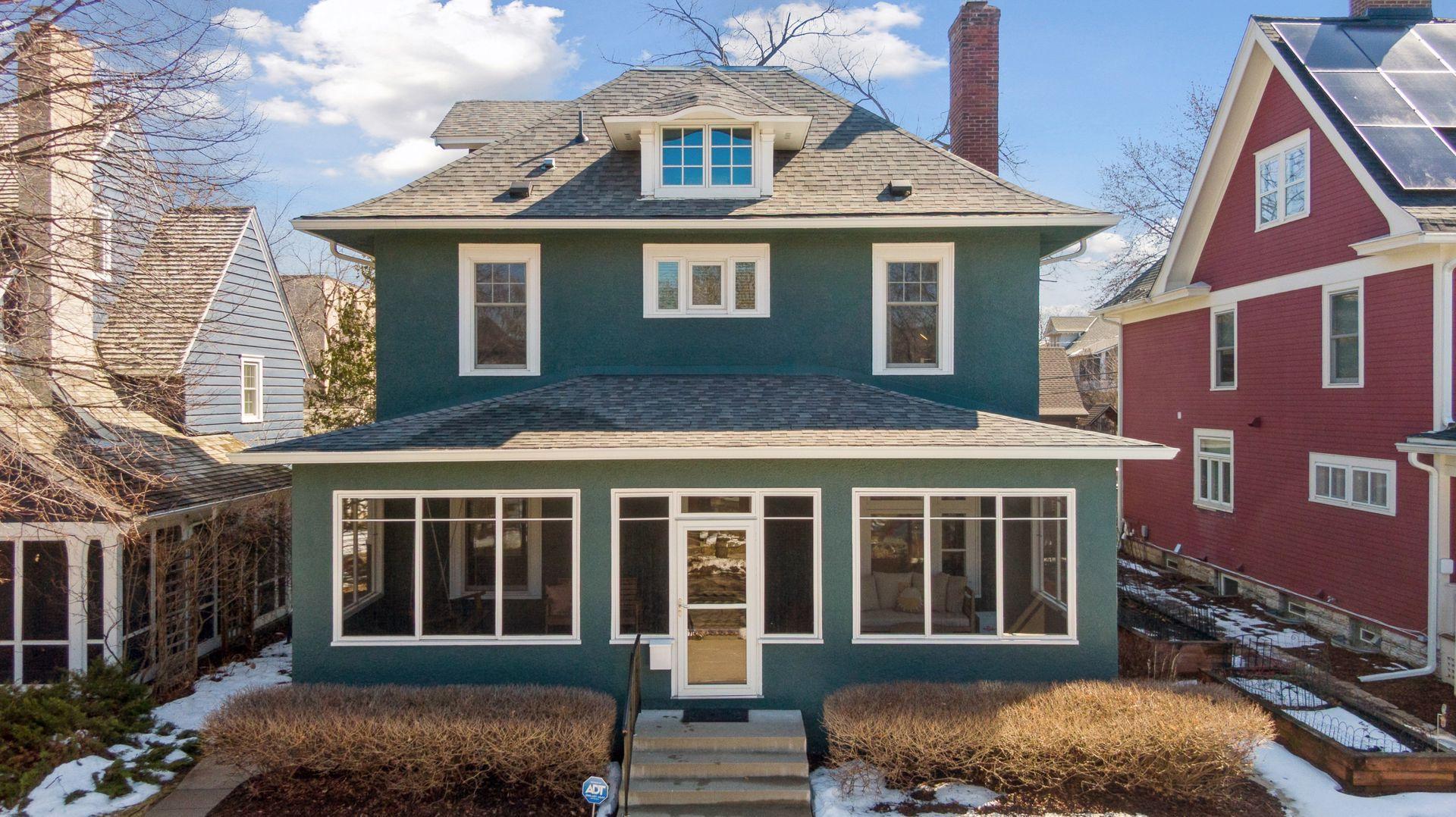 2623 Irving Avenue S