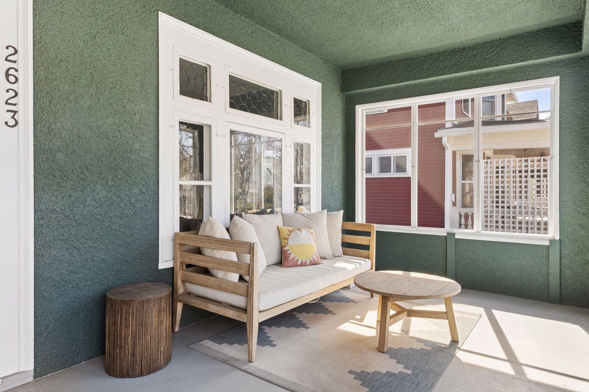 2623 Irving Avenue S