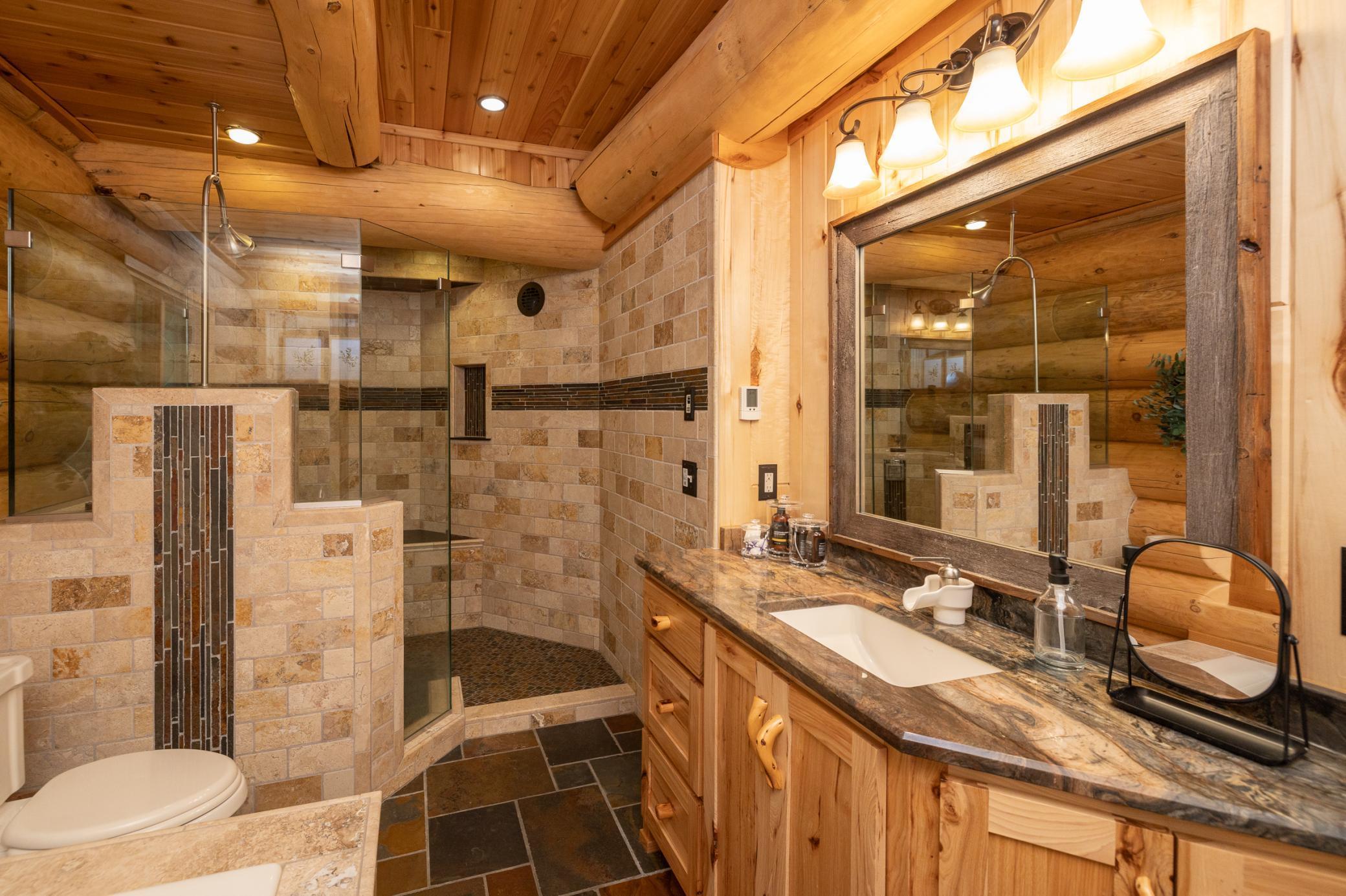 Hayward, Wisconsin, 54843, United States, 4 Bedrooms Bedrooms, ,4 BathroomsBathrooms,Residential,Active,1868126
