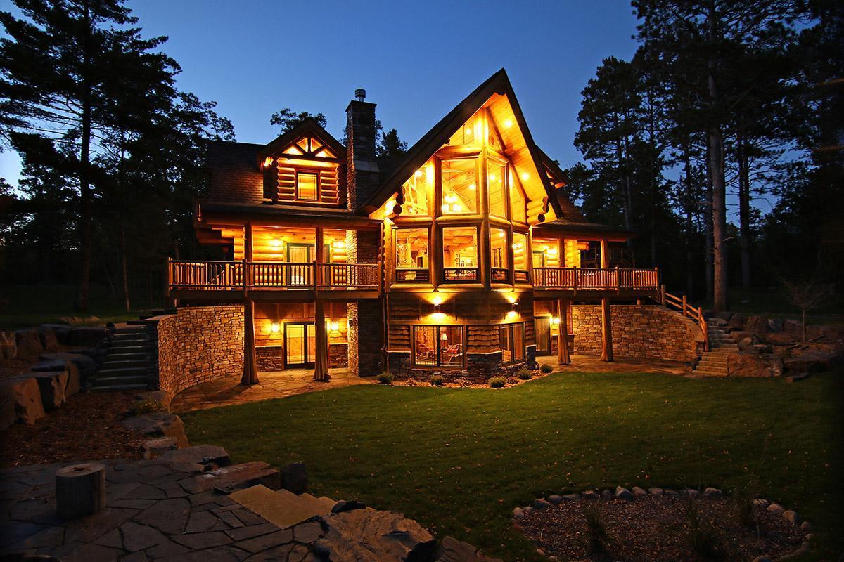 Hayward, Wisconsin, 54843, United States, 4 Bedrooms Bedrooms, ,4 BathroomsBathrooms,Residential,Active,1868126