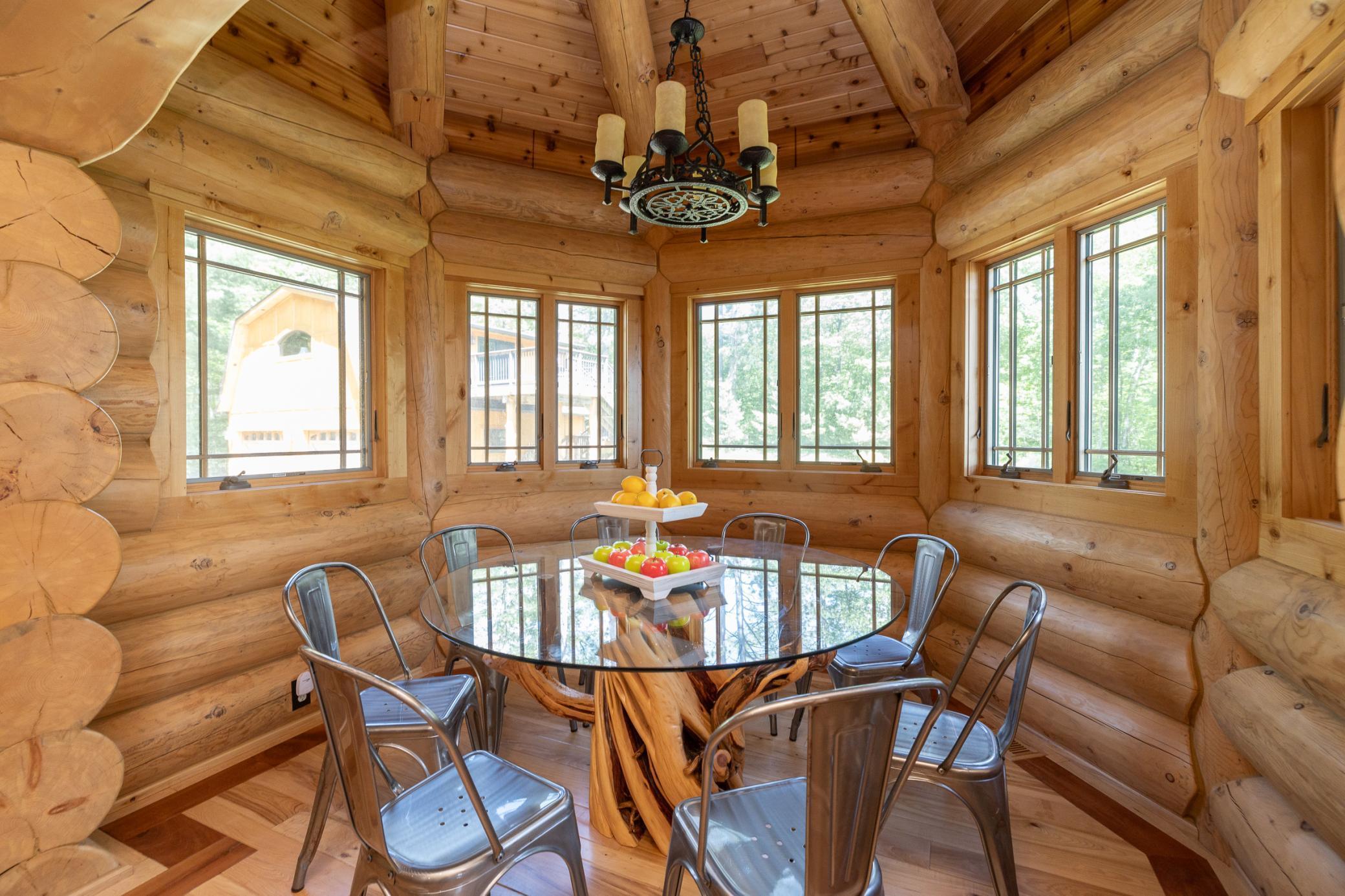 Hayward, Wisconsin, 54843, United States, 4 Bedrooms Bedrooms, ,4 BathroomsBathrooms,Residential,Active,1868126