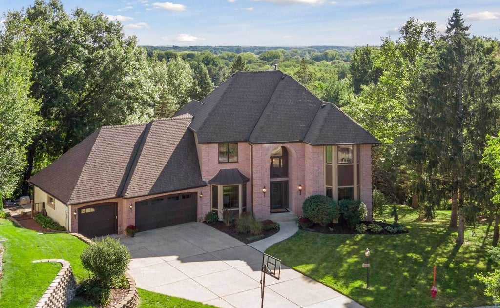 Photo of 685 Valley View Court, Shoreview, MN 55126 (MLS # 7120066)