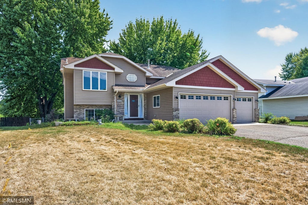 Photo of 14431 Glenbrook Avenue N, Hugo, MN 55038 (MLS # 7132304)