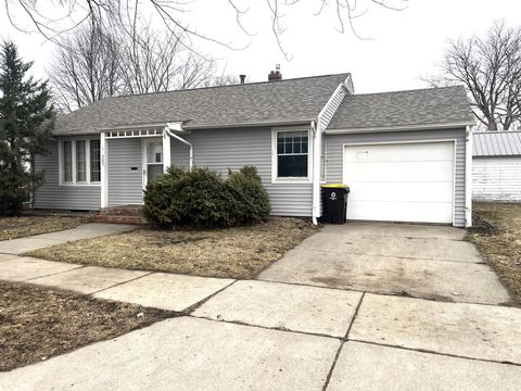 Photo of 505 Webster Street, Fairmont, MN 56031 (MLS # 7031127)