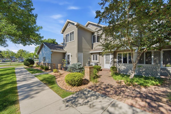 7807 W 110TH ST, MINNEAPOLIS, MN 55438 - Image da698221b8c8f86eb5d48a07ba4d6c85/2697765914