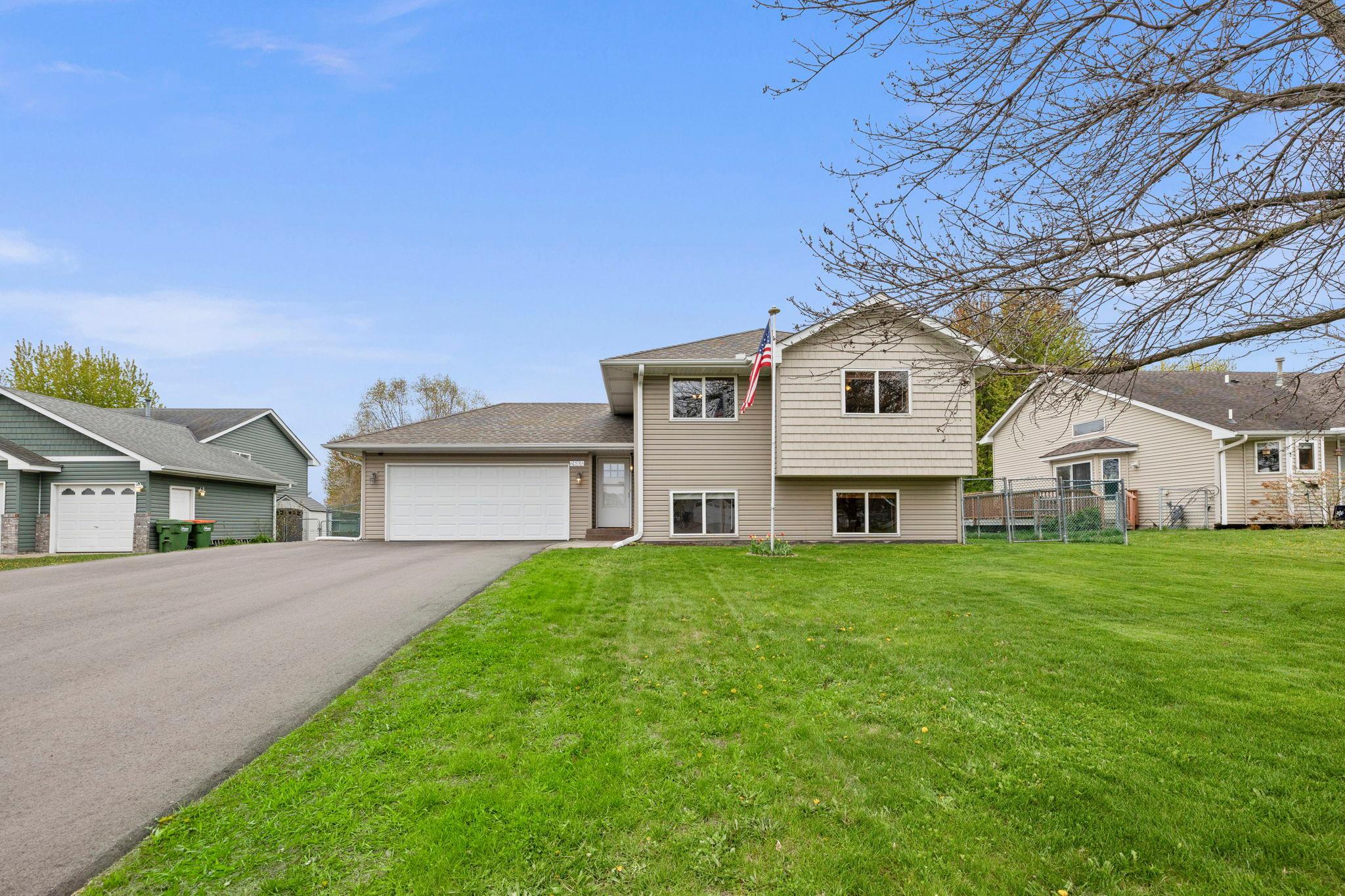 6235 146th Street N
