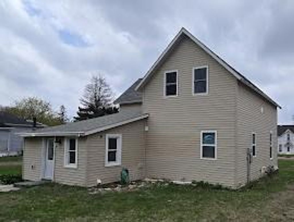 Photo of 1133 Miller Avenue, Windom, MN 56101 (MLS # 6711241)