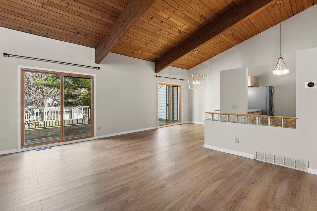 Photo of 8405 137th Court, Apple Valley, MN 55124 (MLS # 7012185)