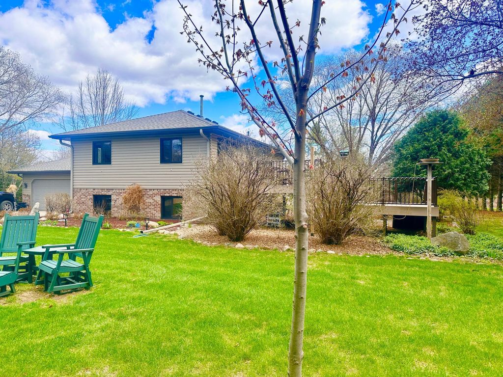 Photo of 11015 Terry Road, Avon, MN 56310 (MLS # 7066434)