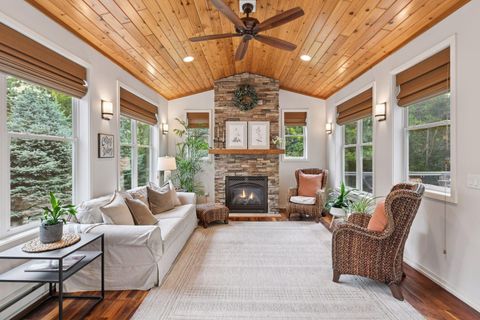 18052 Cole Court Eden Prairie MN 55347