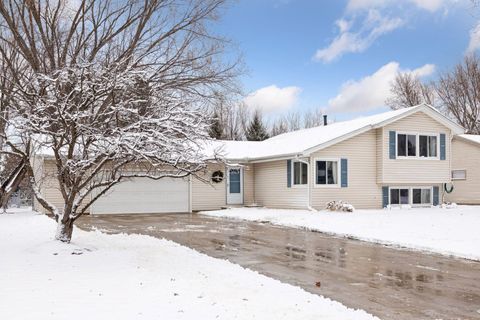 907 132nd Lane NE Blaine MN 55434