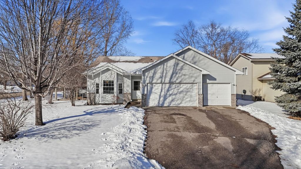 Photo of 1401 3rd Street NE, Buffalo, MN 55313 (MLS # 7016611)