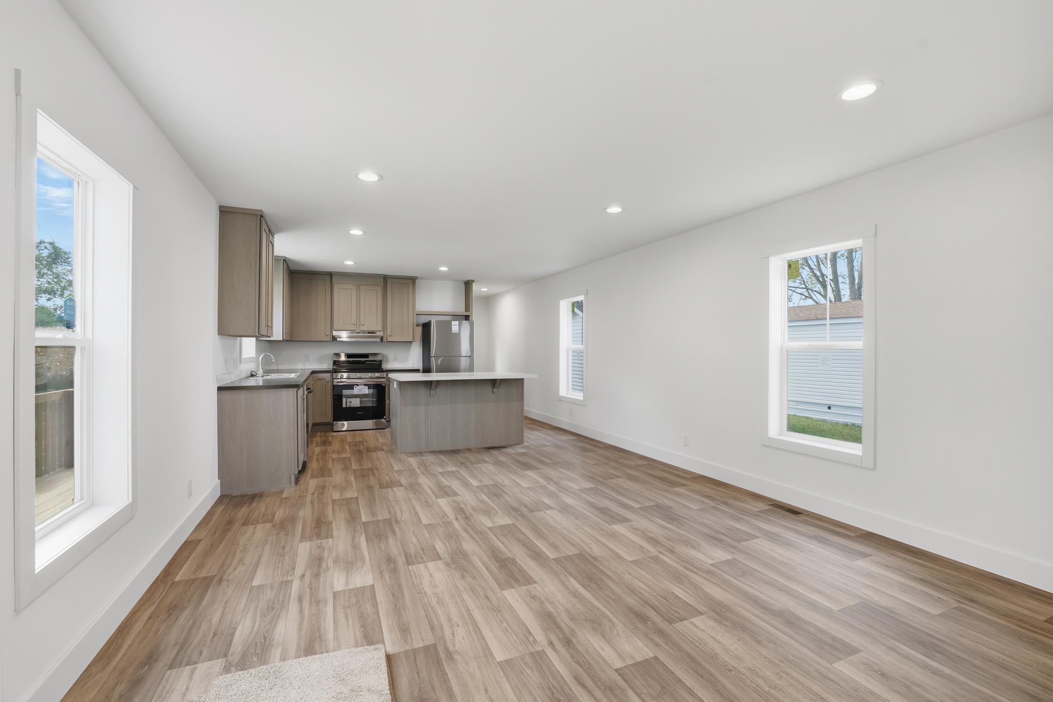 378 Hillcrest Circle
