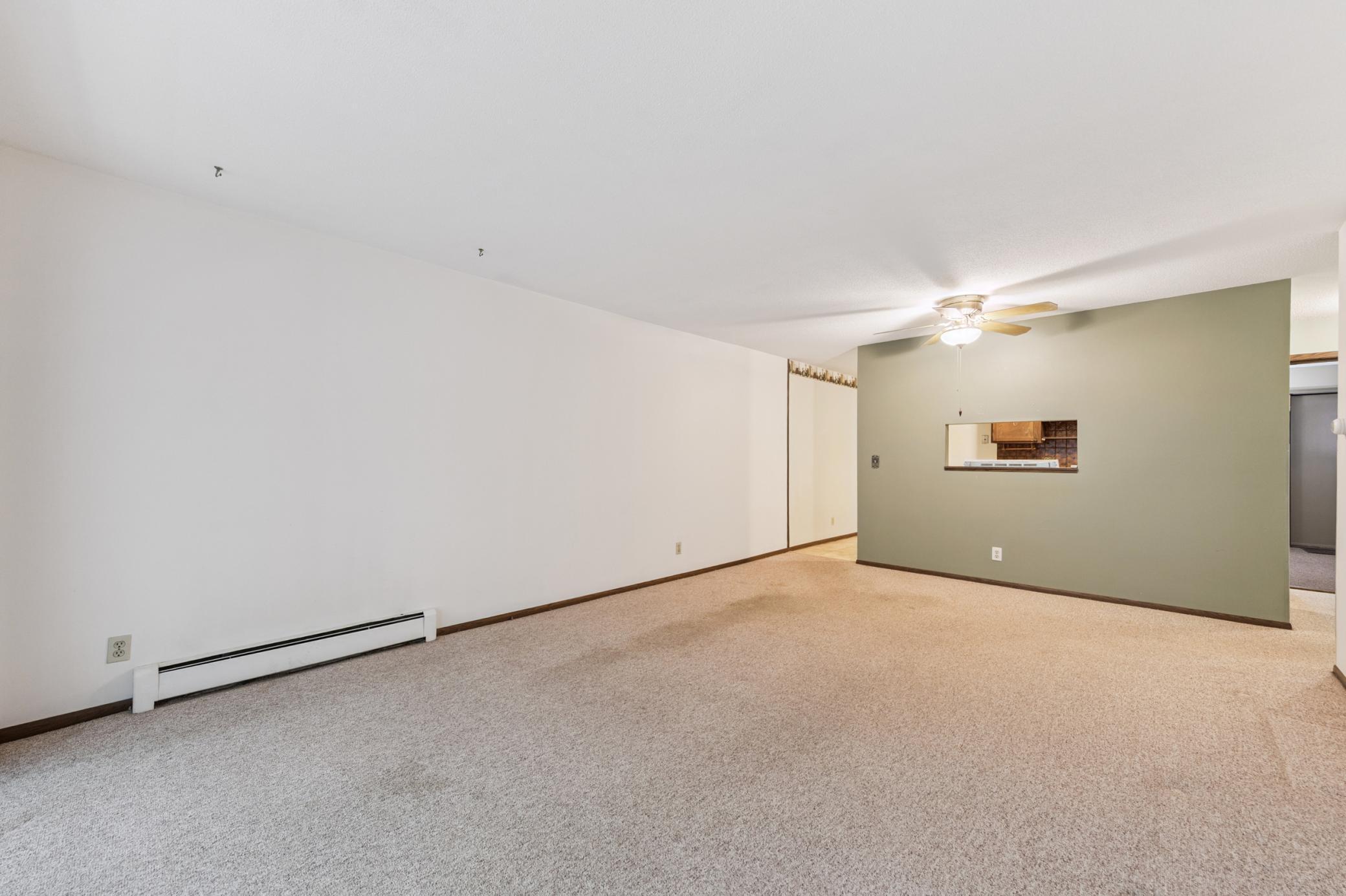 135 Viking Drive E 206