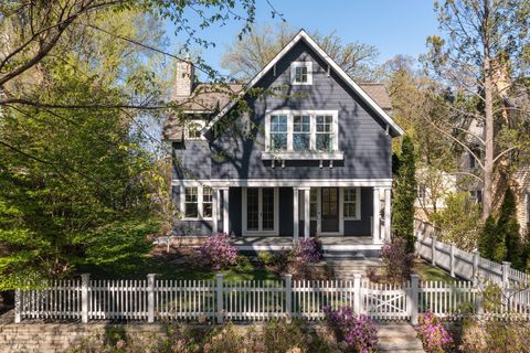 2820 W Lake Of The Isles Parkway Minneapolis MN 55416