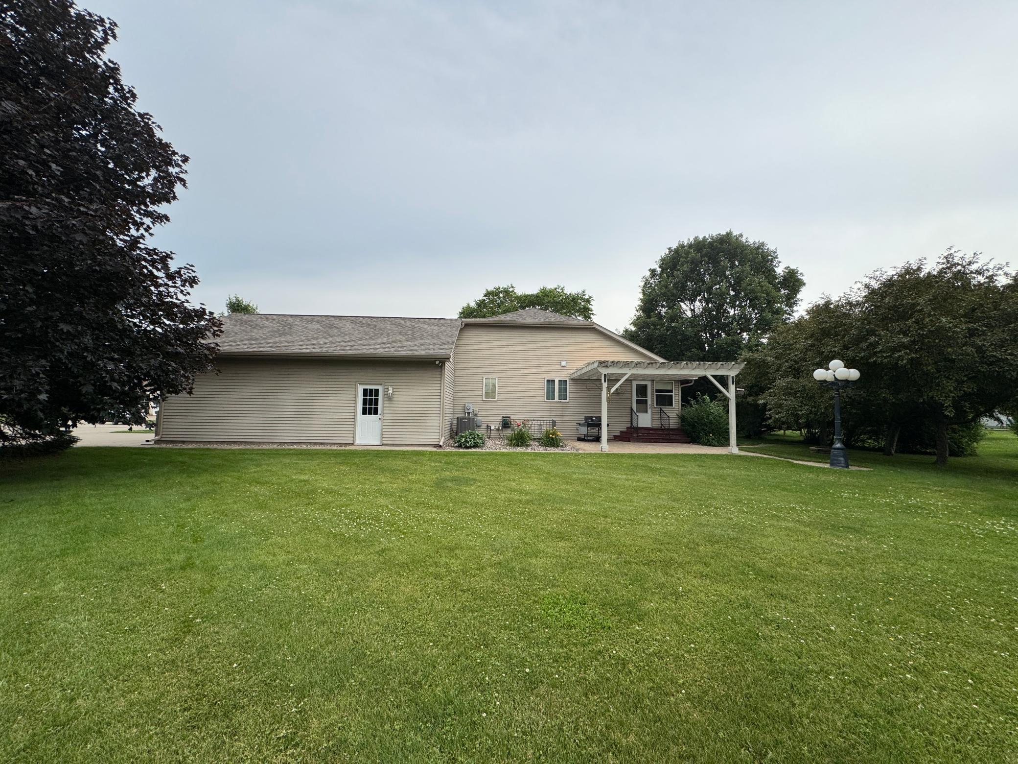 26 Garden Court