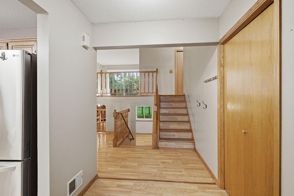 Photo of 17040 Glencoe Avenue, Lakeville, MN 55044 (MLS # 7091336)