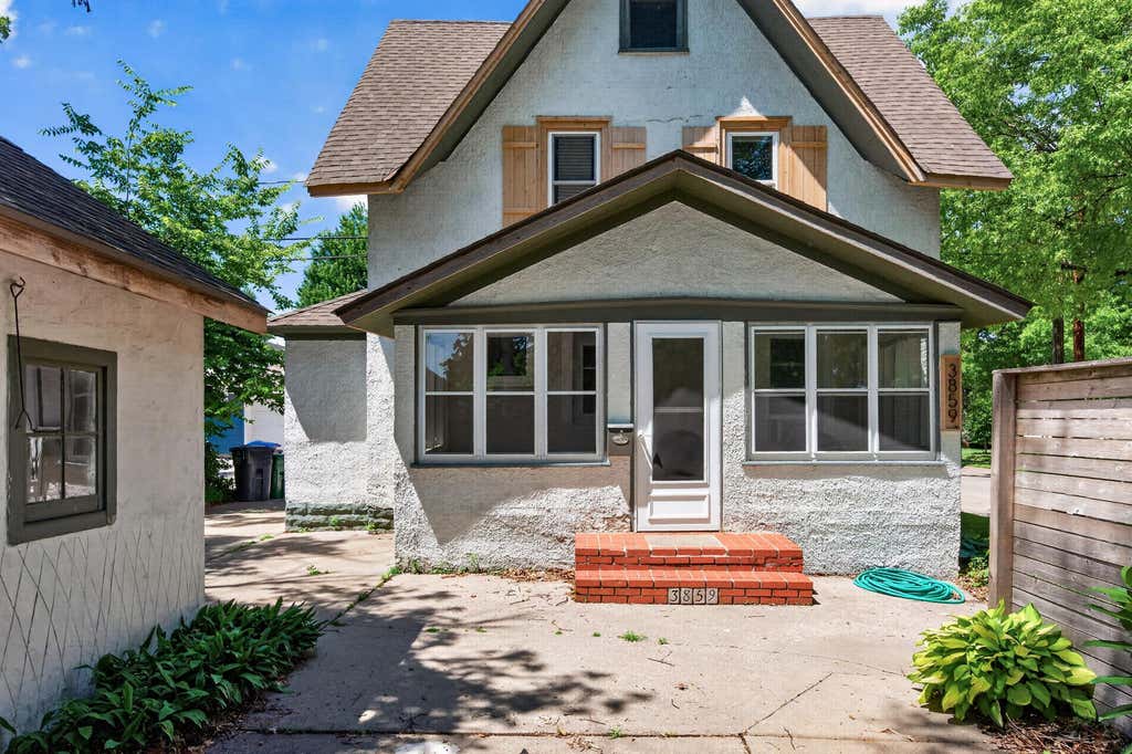 Photo of 3859 Penn Avenue N, Minneapolis, MN 55412 (MLS # 7107710)