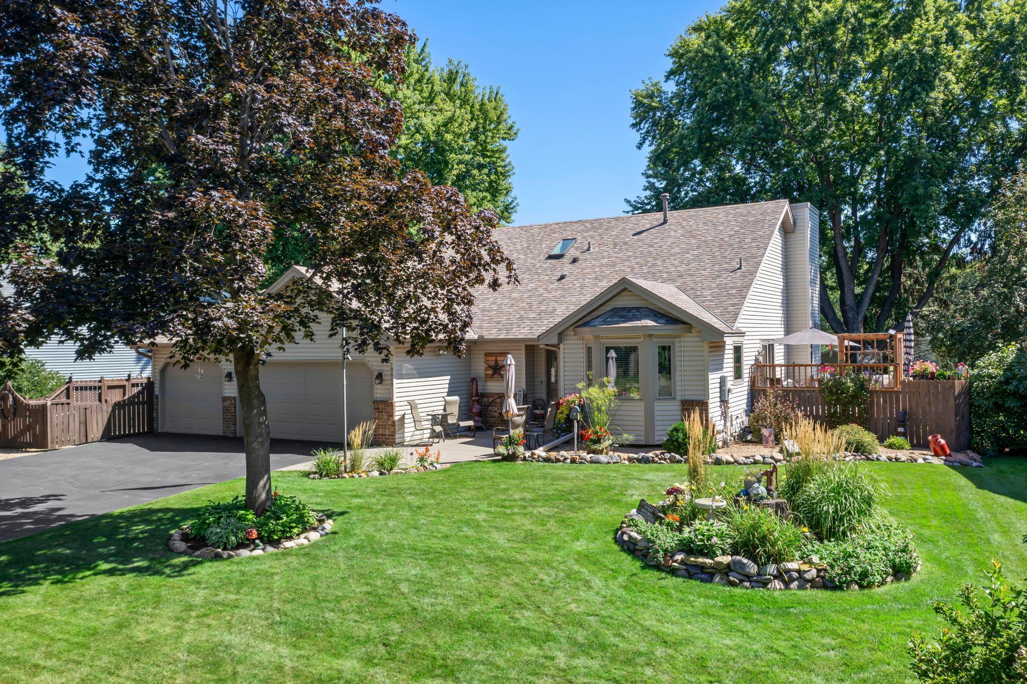 10669 Lincoln Street NE