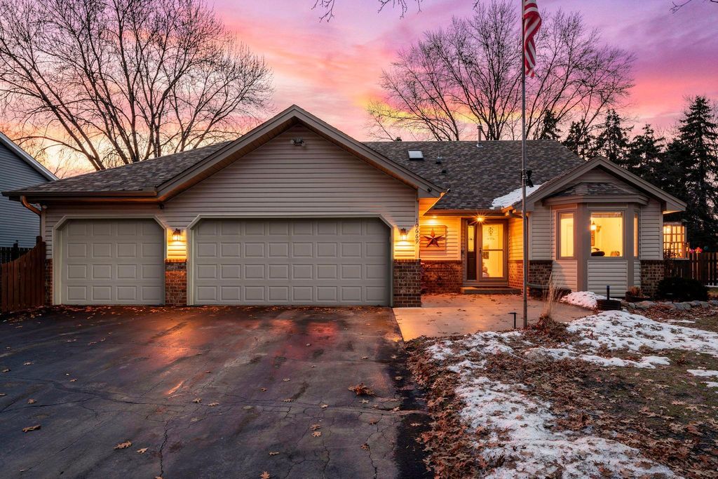 Photo of 10669 Lincoln Street NE, Blaine, MN 55434 (MLS # 7022773)