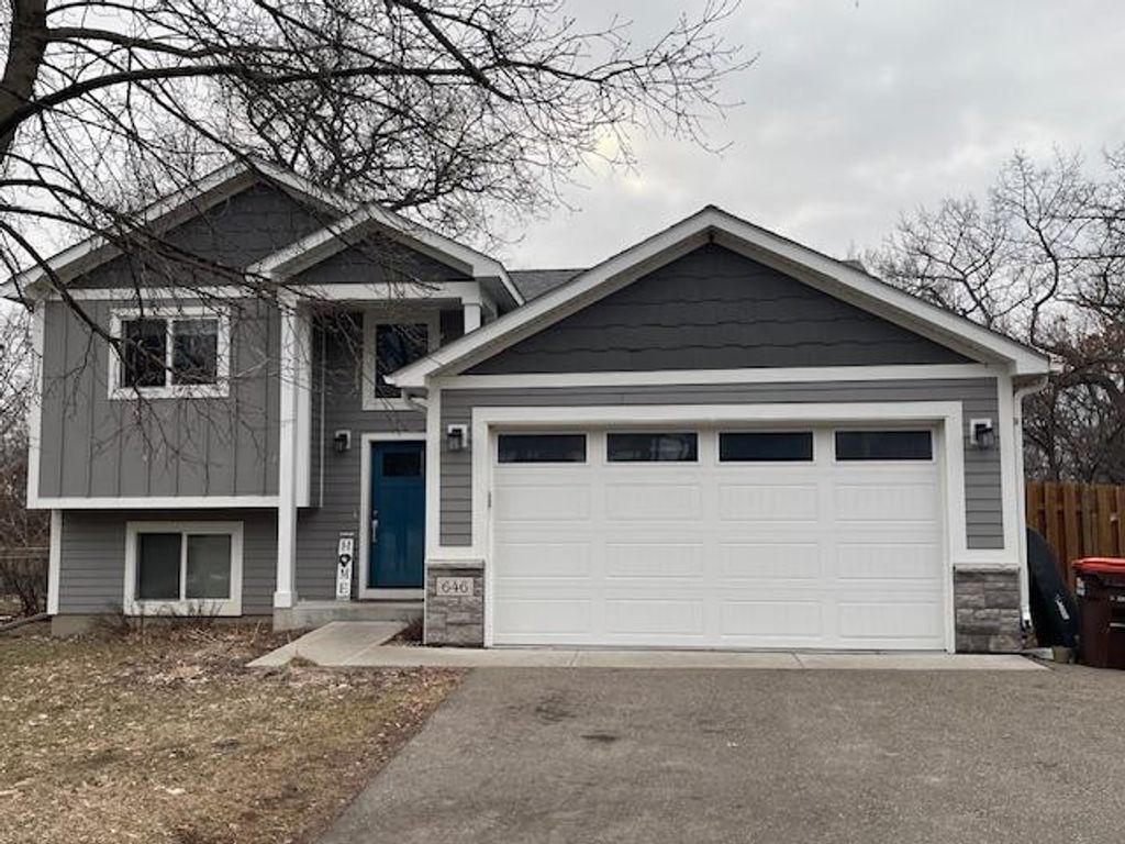 Photo of 646 Grafton Avenue N, Oakdale, MN 55128 (MLS # 7033801)