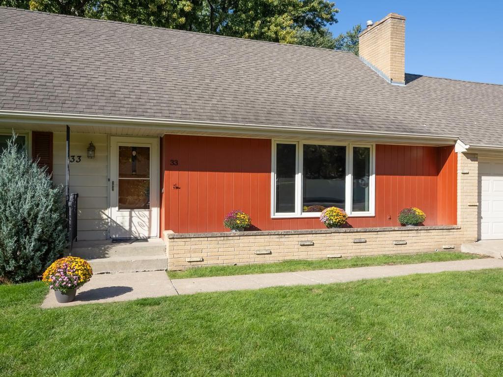 33 Hilltop Lane