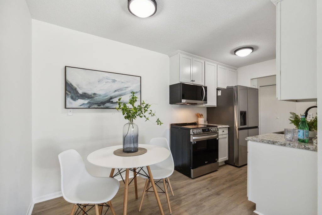 Photo of 2011 E 122nd Street #D5, Burnsville, MN 55337 (MLS # 7071634)