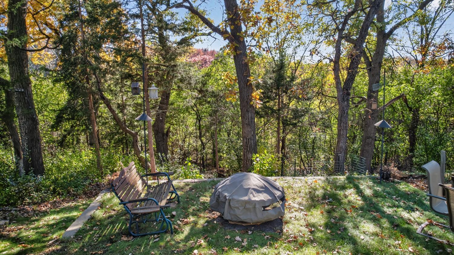 3951 Stone Point Drive NE