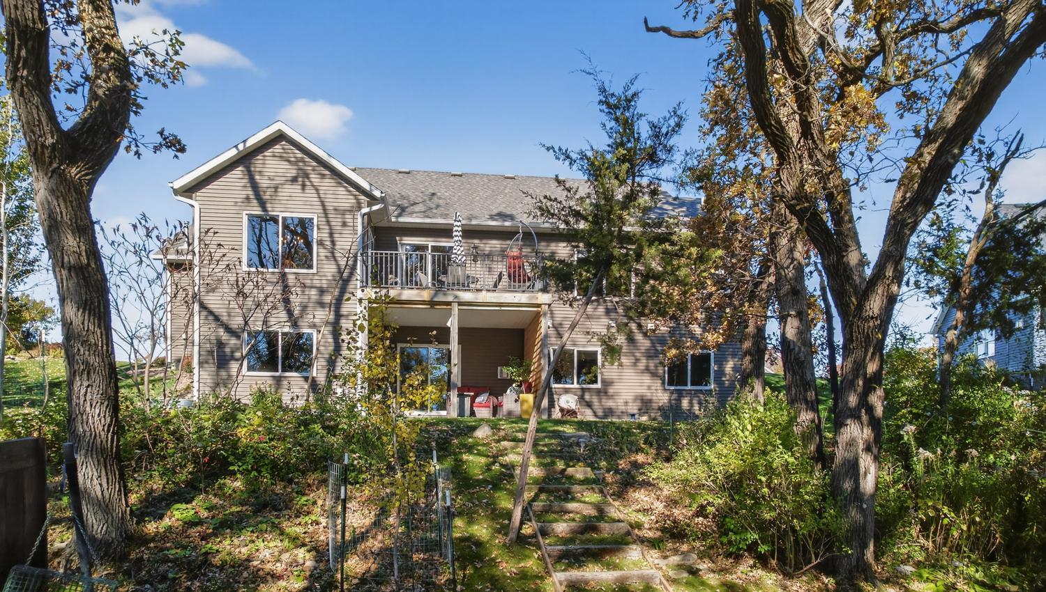 3951 Stone Point Drive NE