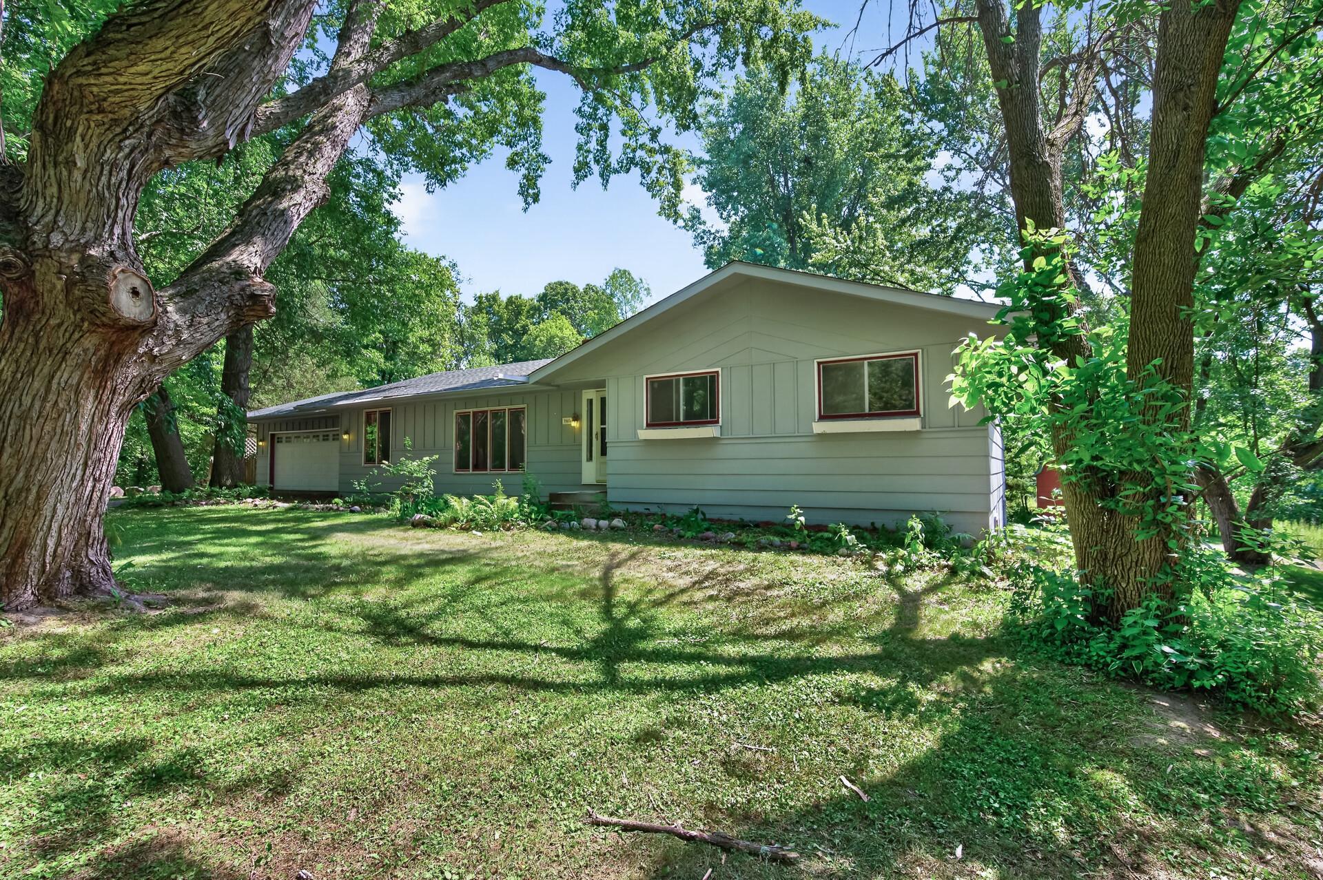 3948 Sunshine Drive