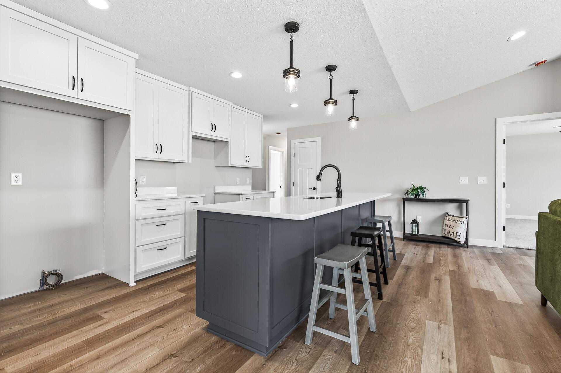 7222 Hawthorne Court