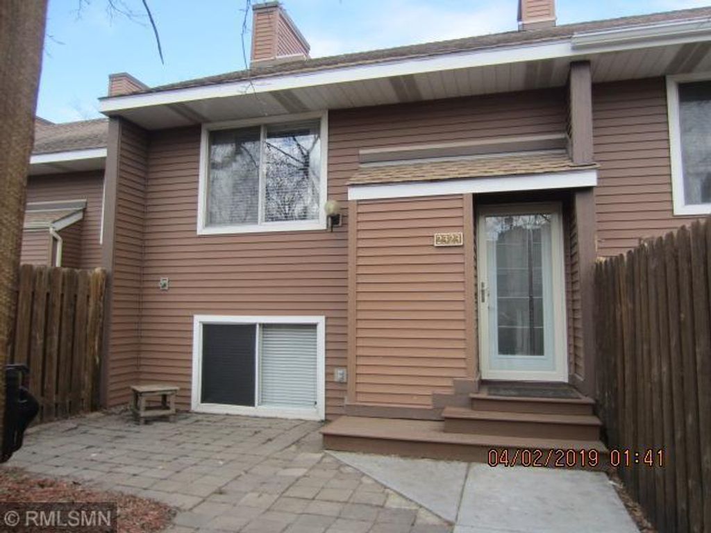 Photo of 2323 Territorial Road, Saint Paul, MN 55114 (MLS # 7008360)