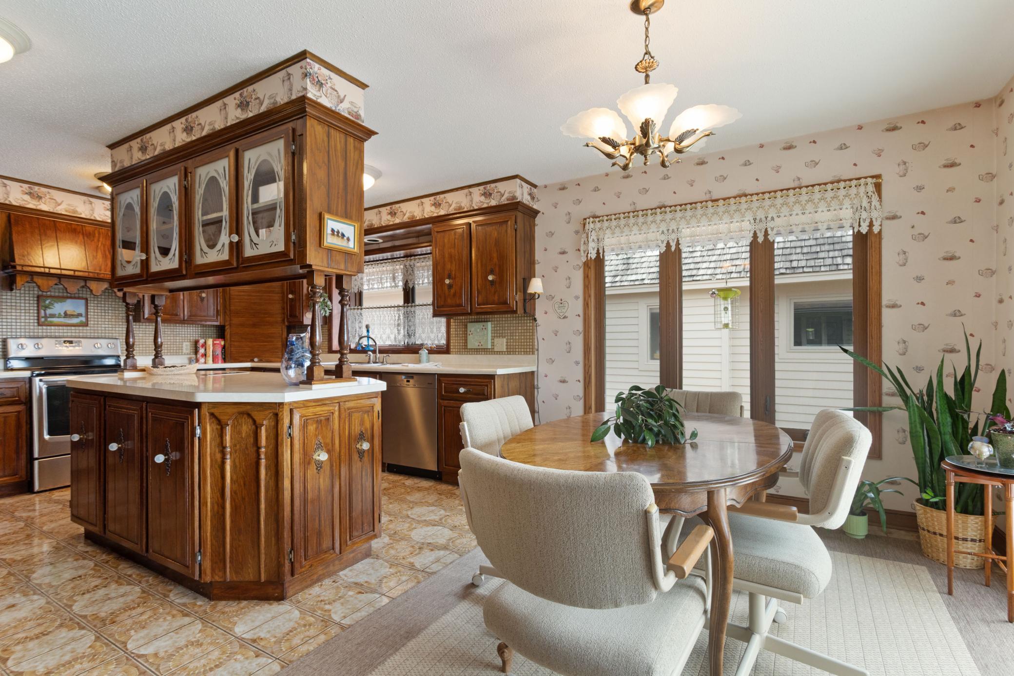 1128 Benton St, Anoka, MN, 55303, USA, 6 Bedrooms Bedrooms, ,6 BathroomsBathrooms,Residential,Active,1128 Benton St,7079220
