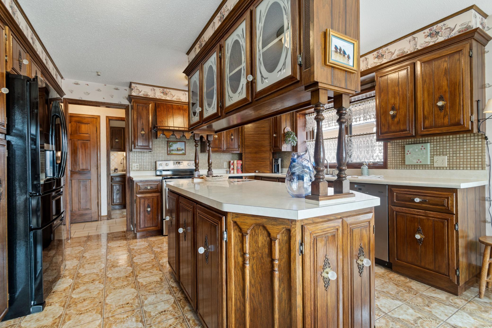 1128 Benton St, Anoka, MN, 55303, USA, 6 Bedrooms Bedrooms, ,6 BathroomsBathrooms,Residential,Active,1128 Benton St,7079220