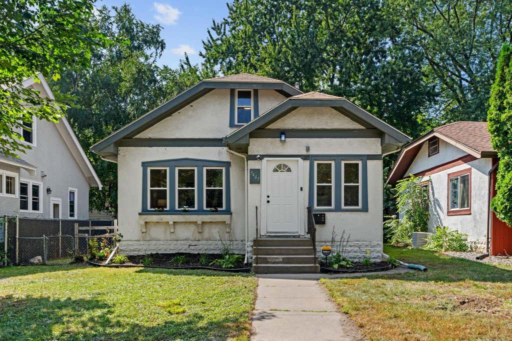 Photo of 3447 James Avenue N, Minneapolis, MN 55412 (MLS # 7130515)