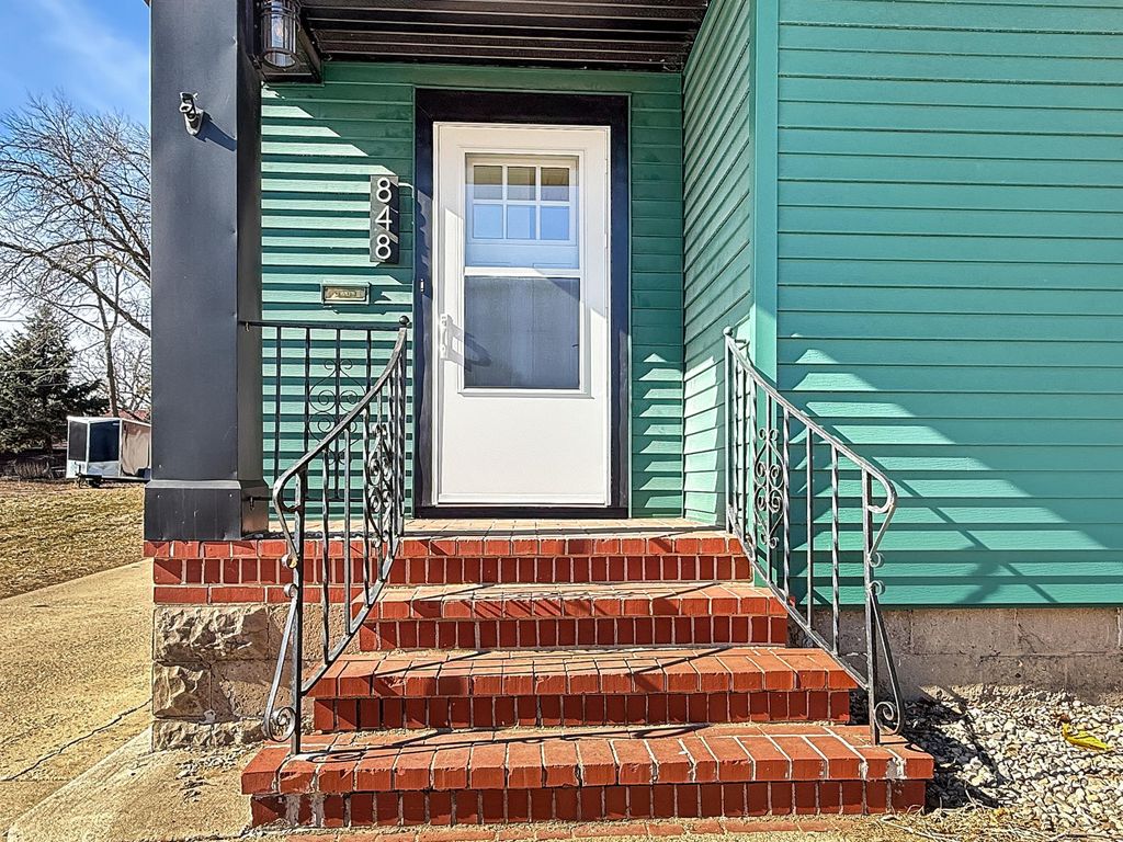 Photo of 848 S Park Street, Fairmont, MN 56031 (MLS # 7020164)